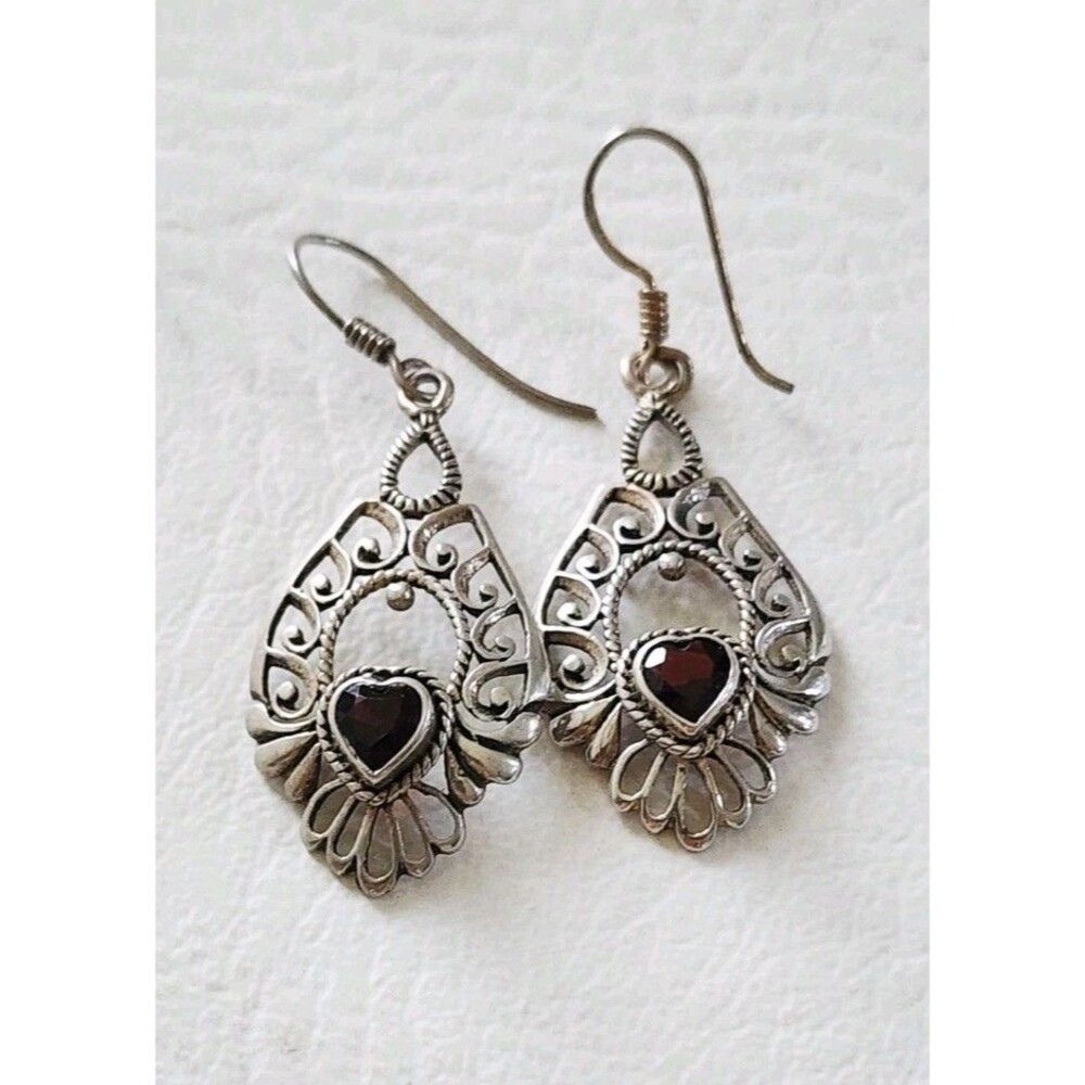 Wasserman Samara MWS Sterling Silver Garnet 925 Scrollwork Heart Dangle Earrings